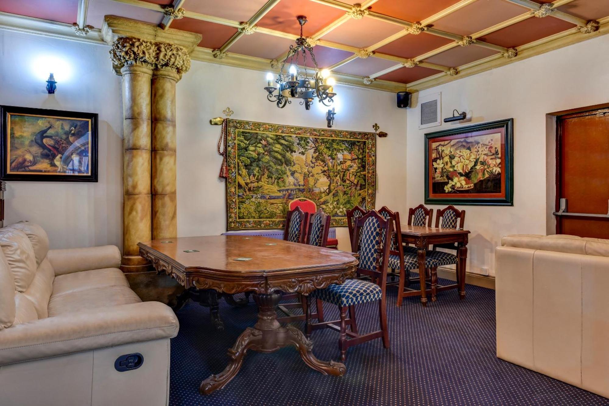 Empire Hotel Лестър Екстериор снимка