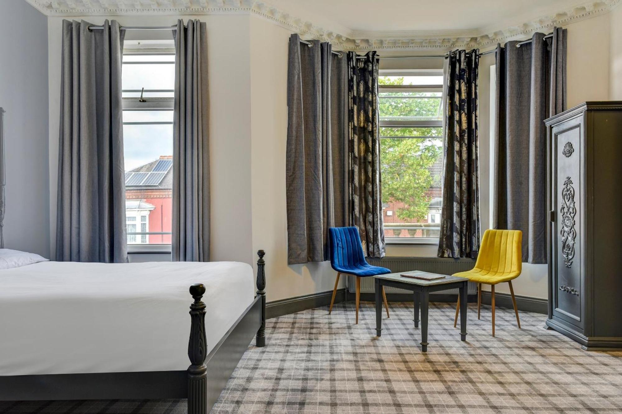 Empire Hotel Лестър Екстериор снимка