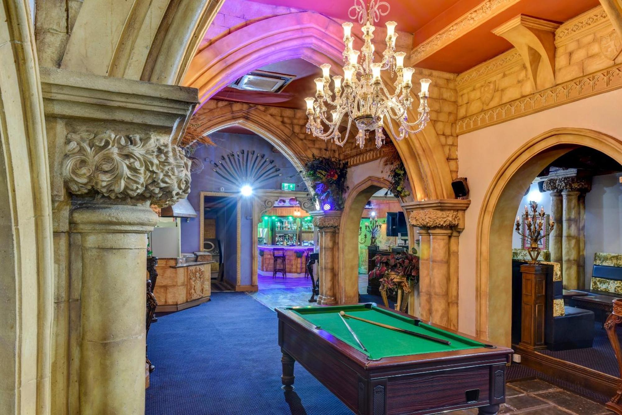 Empire Hotel Лестър Екстериор снимка
