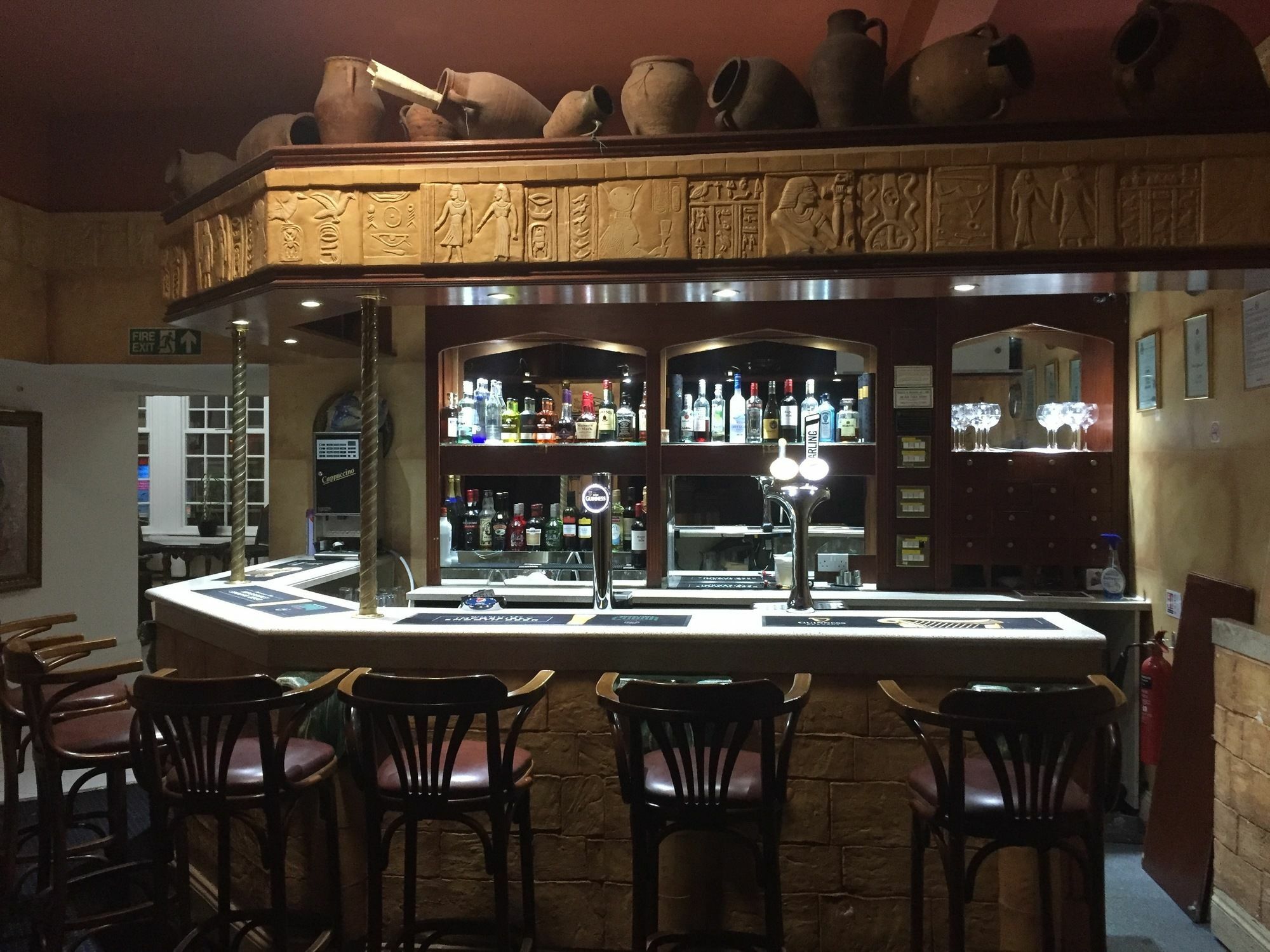 Empire Hotel Лестър Екстериор снимка